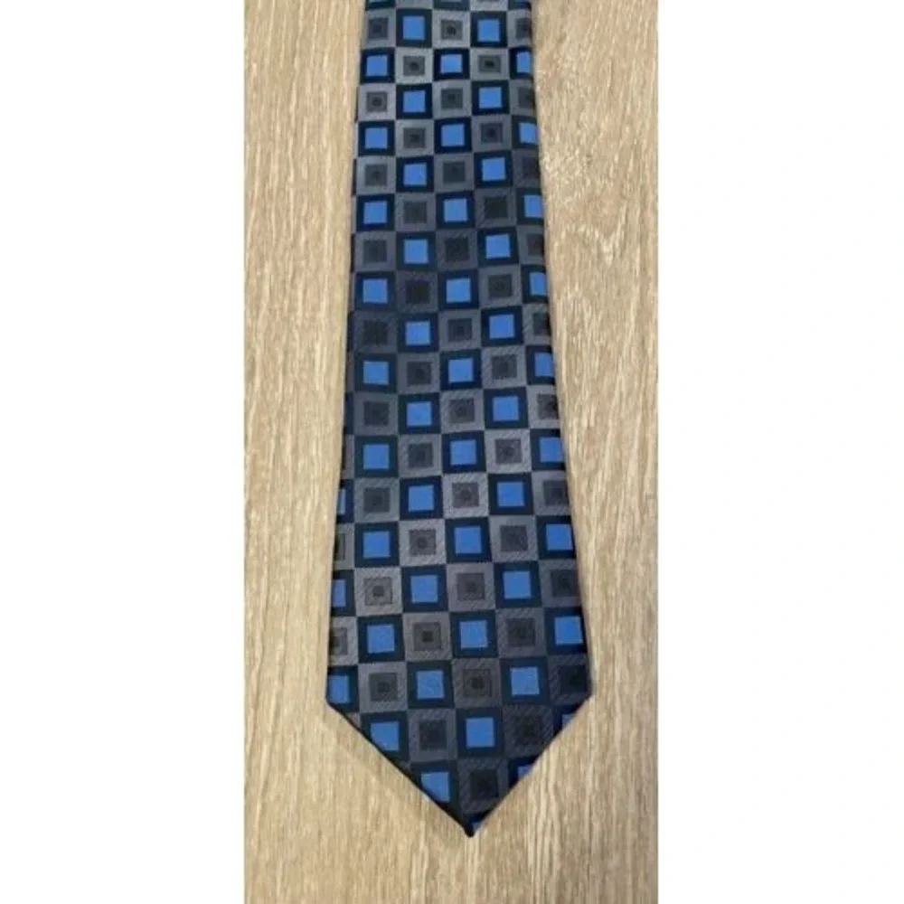 Geoffrey Beene Mens Necktie Blue Gray Square Pattern‎ Business Career